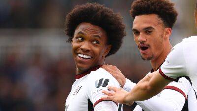 Fulham 5-3 Leicester City: Willian, Tom Cairney score twice to deepen Foxes' relegation woes