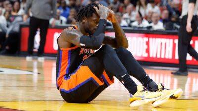 Knicks on brink of elimination as Heat take home Game 4 - ESPN