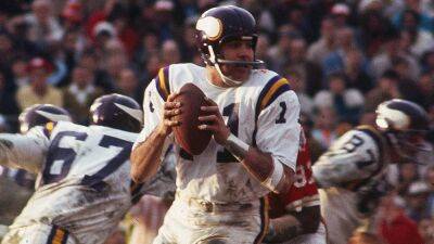 Joe Kapp, former Vikings star QB who led team to Super Bowl, dead at 85 - foxnews.com - Washington - San Francisco - Los Angeles - state Minnesota - state California - county Canadian - state New Mexico