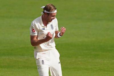 Zak Crawley - Paul Stirling - Andy Balbirnie - Harry Tector - Duckett strengthens England's grip after Broad strikes against Ireland - news24.com - Ireland - India - state Indiana