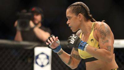 Brett Okamoto - Julianna Pena - Amanda Nunes - Islam Makhachev - UFC 289: Expert picks and best bets for Nunes-Aldana and Oliveira-Dariush - ESPN - espn.com - Canada -  Santos