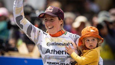 UCI Downhill World Cup 2023: 'Woah!' - Rachel Atherton takes sensational comeback victory in Lenzerheide