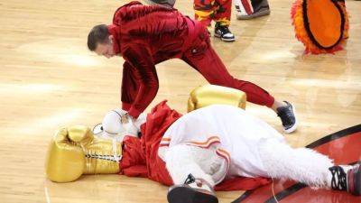 Man playing Heat mascot sent to hospital after skit with Conor McGregor during Game 4