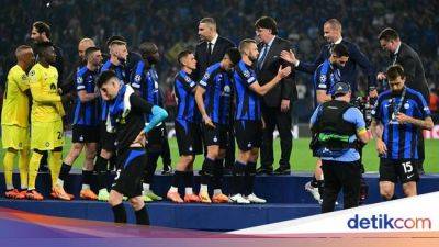 Ultras AC Milan Olok-olok Kegagalan Inter Juara Liga Champions