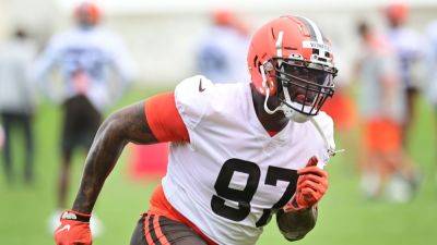 Kevin Stefanski - Browns DT Perrion Winfrey gets assault case dropped - ESPN - espn.com - county Brown - county Cleveland - state Texas - county Harris