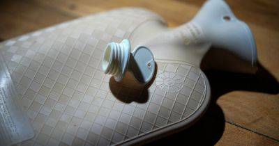 Hot water bottle could be the answer to sleepless nights during UK heatwave - but only if you use it correctly - manchestereveningnews.co.uk - Britain - France