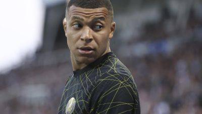 Kylian Mbappe tells Paris Saint-Germain that he will not extend contract beyond 2024 - reports