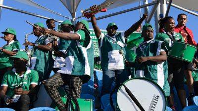 Augustine Eguavoen - Football fans rock, pop as Cheers to All campaign ends in style - guardian.ng - Manchester - Spain - Nigeria -  Istanbul -  Lagos -  Man