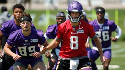 Kirk Cousins not expecting contract talks with Vikings until March - ESPN - espn.com - county Hall - state Minnesota