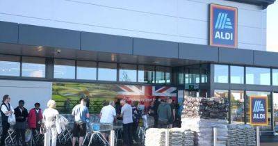 'Aldi's enormous outdoor Summer pool can be turned into a hot tub' - and costs £170 less than Argos - manchestereveningnews.co.uk - Britain