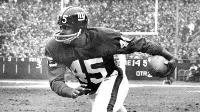 Ex-Giants WR Homer Jones, inventor of the spike, dies at 82 - ESPN - espn.com - New York -  New York - county Eagle - county Brown - county Cleveland - state Texas