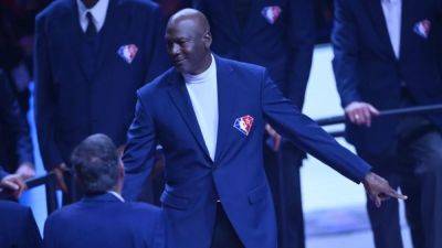 Michael Jordan to sell majority stake in Hornets