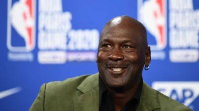 Michael Jordan to sell majority ownership of Charlotte Hornets, ending 13-year reign