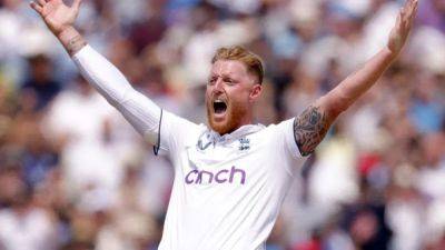 Stokes gets prized wicket of Smith after Broad brace, putting England in command