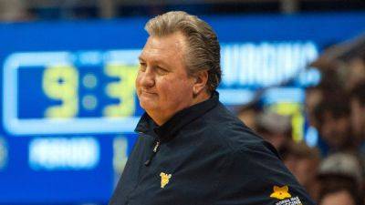 West Virginia's Bob Huggins booked on DUI charge in Pittsburgh - ESPN