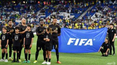 Brazil wear black for first time in anti-racism stand - channelnewsasia.com - Spain - Brazil - Guinea -  Santiago