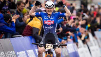 UCI Mountain Bike World Series: Cross-country Olympic World Cup - Women's elite live