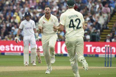Australia knock over England openers before rain ends play in Ashes day three