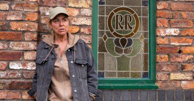 Coronation Street first look as Claire Sweeney looks unrecognisable as Tyrone Dobbs' troubled mum Cassie as she teases 'havoc' - manchestereveningnews.co.uk