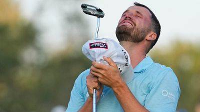 Wyndham Clark remembers late mother as he celebrates US Open title