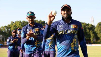 Wanindu Hasaranga takes six wickets as Sri Lanka beat UAE in Cricket World Cup Qualifier