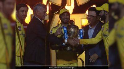"He Called Me And Jaddu...": Ambati Rayudu On MS Dhoni's Grand Trophy Gesture