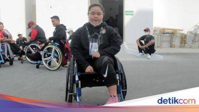 Lifter Dwiska, Pembawa Bendera Merah-Putih pada Defile ASEAN Para Games - sport.detik.com - Indonesia