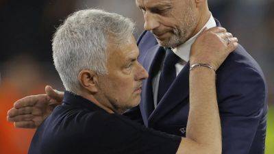 Jose Mourinho - Anthony Taylor - As Roma - UEFA Charge Jose Mourinho For Abusing Referee After Europa League Final - sports.ndtv.com - Britain -  Budapest