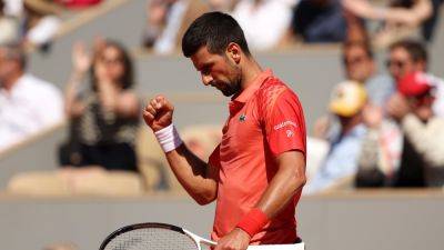 Novak Djokovic advances to fourth round with hard-fought win over Alejandro Davidovich Fokina at French Open