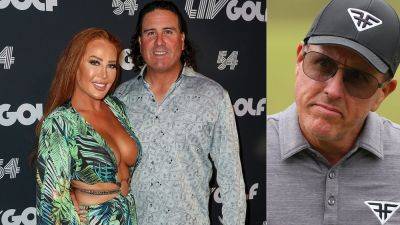 Phil Mickelson - Pat Perez - Alan Shipnuck - Phil Mickelson accused of showing Pat Perez's wife 'offensive' picture during 2015 dinner - foxnews.com - New York -  New York - state Oregon - Los Angeles - state New Jersey