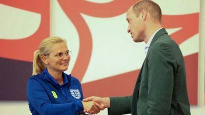 Prince William pays surprise visit to Lionesses World Cup camp