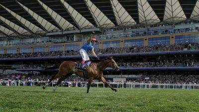 Royal Ascot: Fairytale Gold Cup farewell win for Frankie Dettori aboard Courage Mon Ami