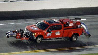 Crews get help from NASCAR jet dryer in effort to reopen I-95 - ESPN