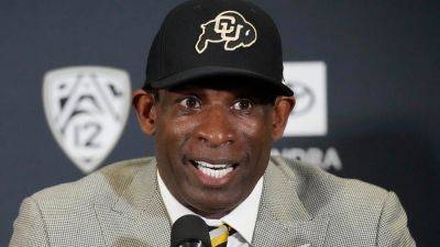 Colorado's Deion Sanders undergoing surgery for blood clots in legs