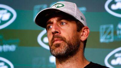 Aaron Rodgers will have 'freedom' to control Jets offense, OC Nathaniel Hackett says