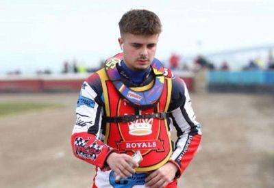 Belle Vue - Sittingbourne Sport - Kent Royals pull clear late on to beat Belle Vue Colts in National Development League - kentonline.co.uk