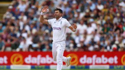 No heroics from Anderson if Ashes deliver more 'kryptonite' pitches