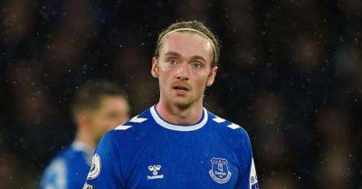 Tom Davies to leave Everton after turning down new contract