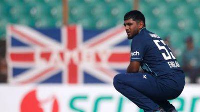 England add teenage spinner Ahmed to squad for second Ashes test