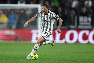 Bid to bolster midfield: Man United initiate contact with Rabiot's reps as Mount move hinders