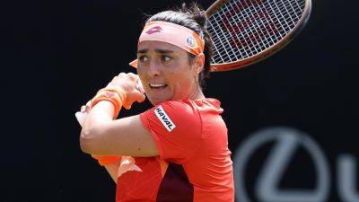 Ons Jabeur beats Jasmine Paolini for first grass win in Eastbourne, Petra Kvitova withdraws ahead of Wimbledon
