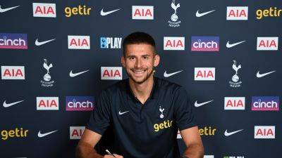 Tottenham sign goalkeeper Guglielmo Vicario from Serie A club Empoli on five-year deal to replace Hugo Lloris