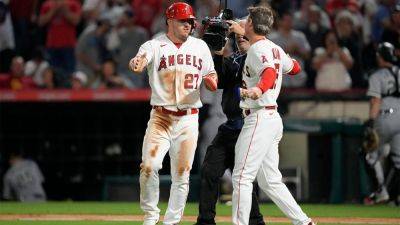 Ashley Landis - Phil Nevin - Angels walk-off White Sox as Mike Trout scores on wild pitch - foxnews.com - Los Angeles -  Los Angeles - county White -  Anaheim