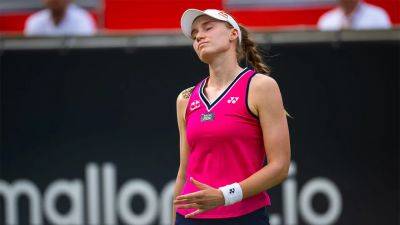 Wimbledon champion Elena Rybakina withdraws from Eastbourne International due to viral illness