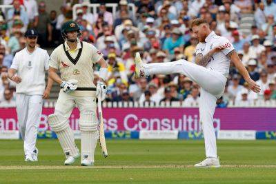 Australia batsmen take control of Lord's Test after England seamers disappoint