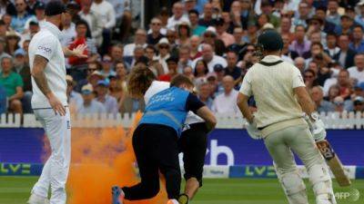 Jonny Bairstow - Climate activists disrupt second Ashes Test - channelnewsasia.com - Britain - Australia - Ireland
