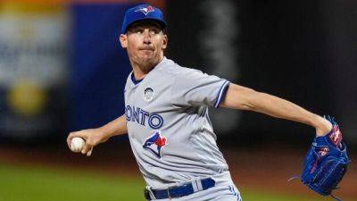 Blue Jays' Bassitt tosses gem in win over Mets, rushes back to Toronto for birth of child