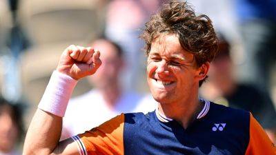 Rafael Nadal - Casper Ruud - French Open: Casper Ruud survives scare against Zhizhen Zhang to move into fourth round - eurosport.com - France - Usa - Norway - China