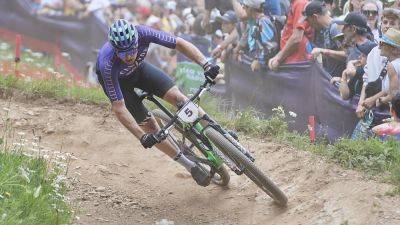UCI Mountain Bike World Series: Luca Schwarzbauer dominates Val di Sole short track, Laura Stigger edges Puck Pieterse