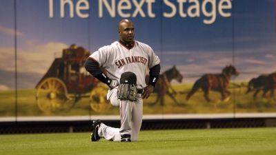 Barry Bonds admits he 'wasn't the best clubhouse guy,' says teammates thought he was a 'd---'